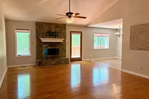 6907 Ridge Haven Rd, Greensboro, NC 27410 - Photo 8