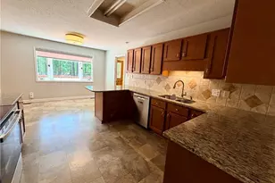 6907 Ridge Haven Rd, Greensboro, NC 27410 - Photo 12
