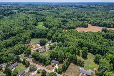 134 Meadow Brook Road, Reidsville, NC 27320 - Photo 4