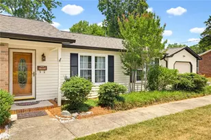 4811 Spilsby Ln, Winston-Salem, NC 27104 - Photo 4