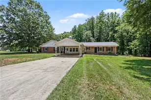 3063 Georgia Rd, Yadkinville, NC 27055 - Photo 2