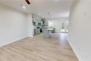 1318 Dandridge Dr, Kernersville, NC 27284 - Photo 2