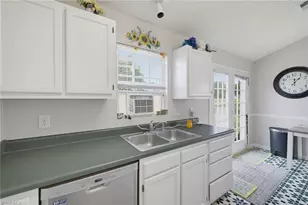2459 Shadow Valley Rd, High Point, NC 27265 - Photo 14