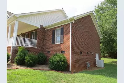 1464 Steve Street, Kernersville, NC 27284 - Photo 6