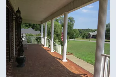 1464 Steve Street, Kernersville, NC 27284 - Photo 8