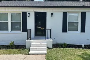 2909 Woodhill Ln, Greensboro, NC 27406 - Photo 4