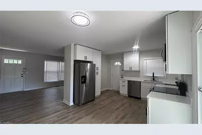 2909 Woodhill Lane, Greensboro, NC 27406 - Photo 14