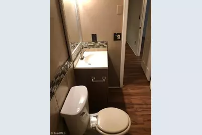 4295 Brownsboro Road #8, Winston-Salem, NC 27106 - Photo 2