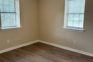 508 E Harden St, Graham, NC 27253 - Photo 6