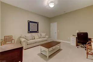 201 Elm St, Greensboro, NC 27401 - Photo 24