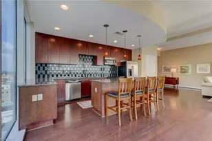 201 Elm St, Greensboro, NC 27401 - Photo 8