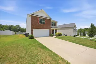 2360 Whisperwood St, Rural Hall, NC 27045 - Photo 32