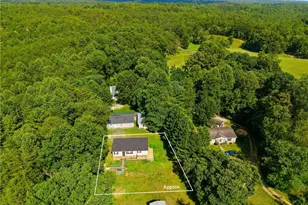 3428 Elledge Mill Rd, North Wilkesboro, NC 28659 - Photo 4