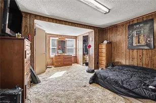 305 Walkertown Guthrie Rd, Winston-Salem, NC 27101 - Photo 8