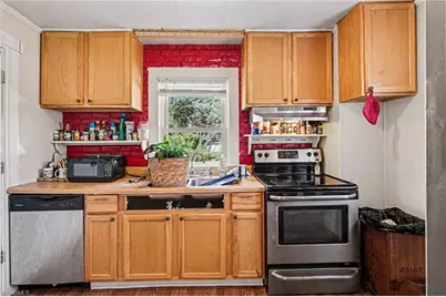 305 Walkertown Guthrie Road, Winston-Salem, NC 27101 - Photo 16