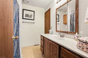 305 Walkertown Guthrie Rd, Winston-Salem, NC 27101 - Photo 10