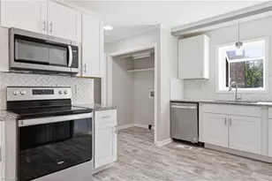 314 Canterbury Rd, High Point, NC 27262 - Photo 12
