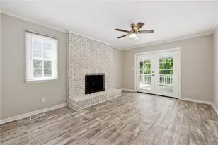 314 Canterbury Rd, High Point, NC 27262 - Photo 14