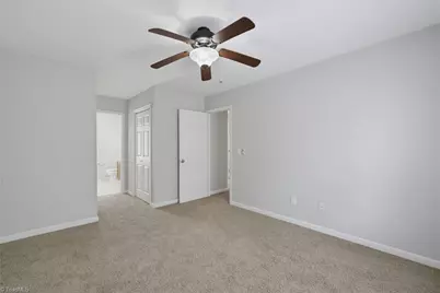 4712 Summerlyn Place Drive, Kernersville, NC 27284 - Photo 18