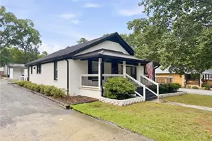 307 Hunsucker St, Biscoe, NC 27209 - Photo 2