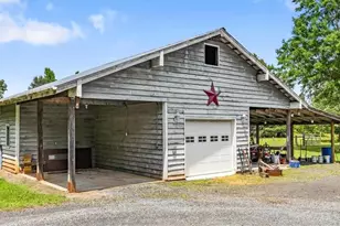 523 Round House Rd, Eden, NC 27288 - Photo 12