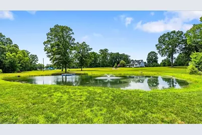 523 Round House Road, Eden, NC 27288 - Photo 4