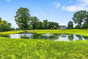 523 Round House Rd, Eden, NC 27288 - Photo 4