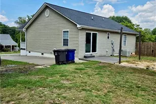 180 Davidson Ave, Winston-Salem, NC 27127 - Photo 2