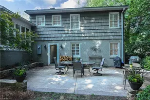2310 Danbury Rd, Greensboro, NC 27408 - Photo 10