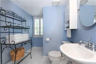 2310 Danbury Rd, Greensboro, NC 27408 - Photo 24