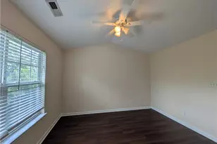 1920 Ray Alexander Dr, Greensboro, NC 27410 - Photo 20