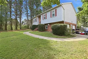 7119 Hunting Brook Ct, Winston-Salem, NC 27051 - Photo 4