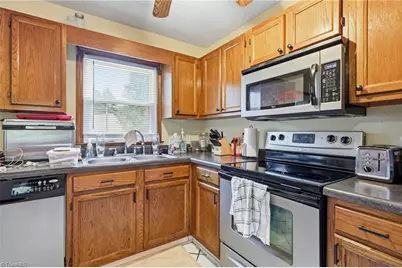 7119 Hunting Brook Court, Winston-Salem, NC 27051 - Photo 28