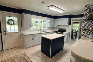 555 Shady Ln, Wilkesboro, NC 28697 - Photo 8