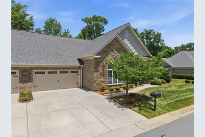 5424 Ggo Drive, Greensboro, NC 27406 - Photo 4