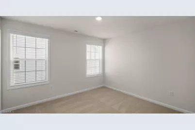 116 Harbor Hill Boulevard, Jamestown, NC 27282 - Photo 12