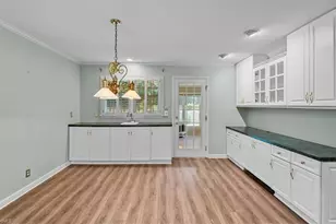 3912 Watauga Dr, Greensboro, NC 27410 - Photo 10