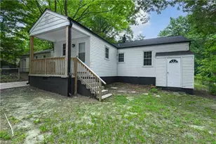 935 Highland Ave, Greensboro, NC 27403 - Photo 22