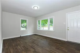 935 Highland Ave, Greensboro, NC 27403 - Photo 14