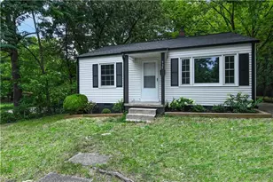 935 Highland Ave, Greensboro, NC 27403 - Photo 2