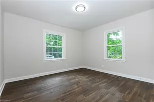 935 Highland Ave, Greensboro, NC 27403 - Photo 16