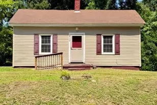 217 Carroll St, Eden, NC 27288 - Photo 2