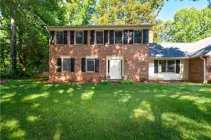 792 Reaford Rd, Winston-Salem, NC 27104 - Photo 2