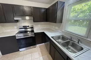 1012 Watkins St, Greensboro, NC 27407 - Photo 10