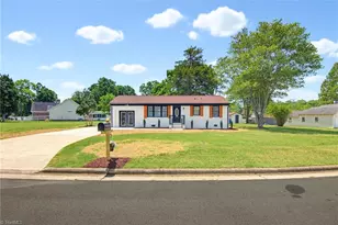 725 Forest Dr, Gibsonville, NC 27249 - Photo 2