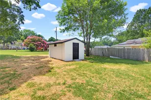 725 Forest Dr, Gibsonville, NC 27249 - Photo 28