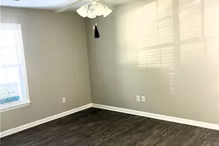 4700 Pennoak Ln, Greensboro, NC 27407 - Photo 24