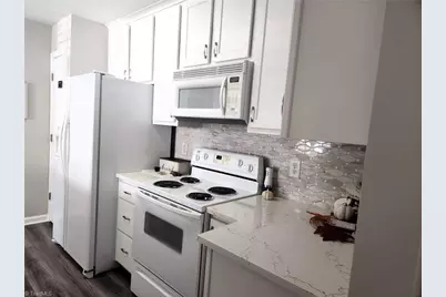 4700 Pennoak Lane #A, Greensboro, NC 27407 - Photo 14