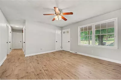 255 Pilotview Loop, Madison, NC 27025 - Photo 4