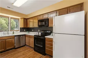 210 College Rd, Greensboro, NC 27410 - Photo 8
